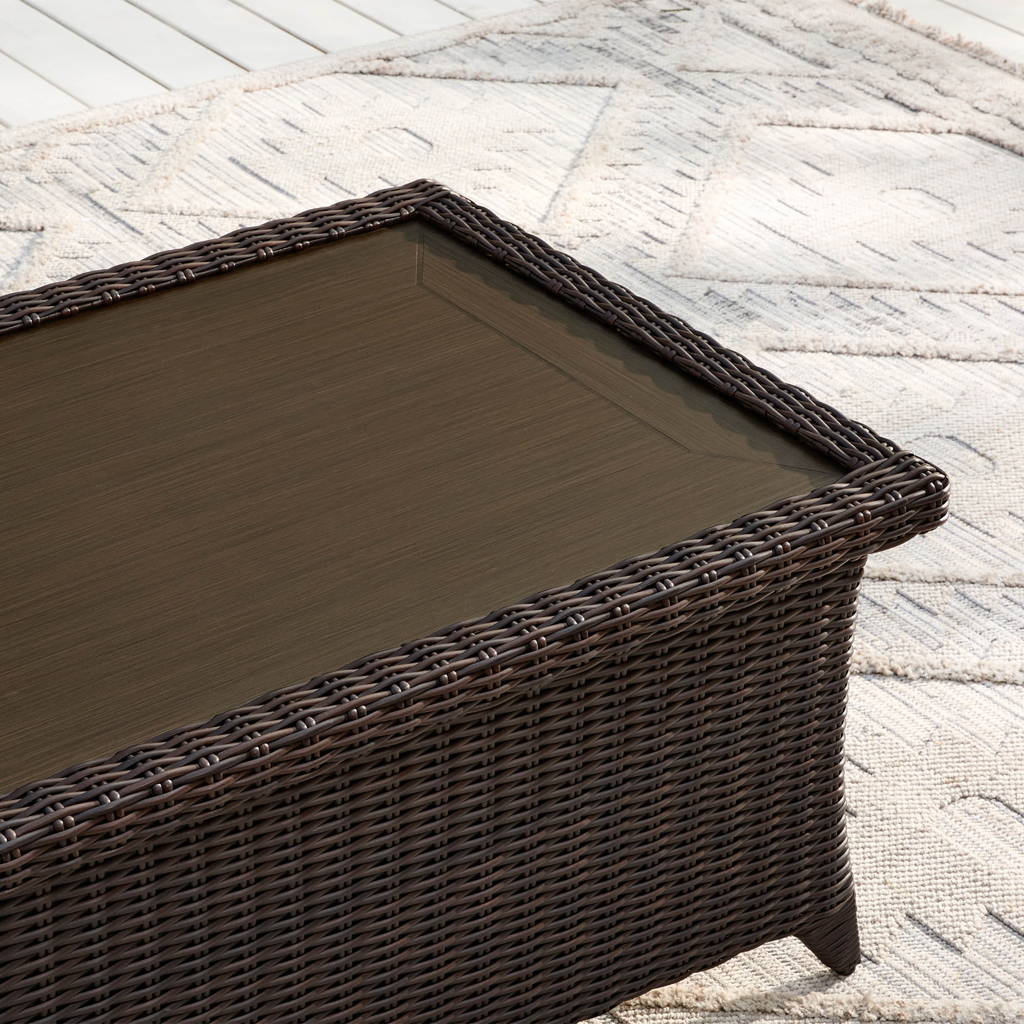 Elara Outdoor Rattan Sofa Set - 5 Seats - Image 16