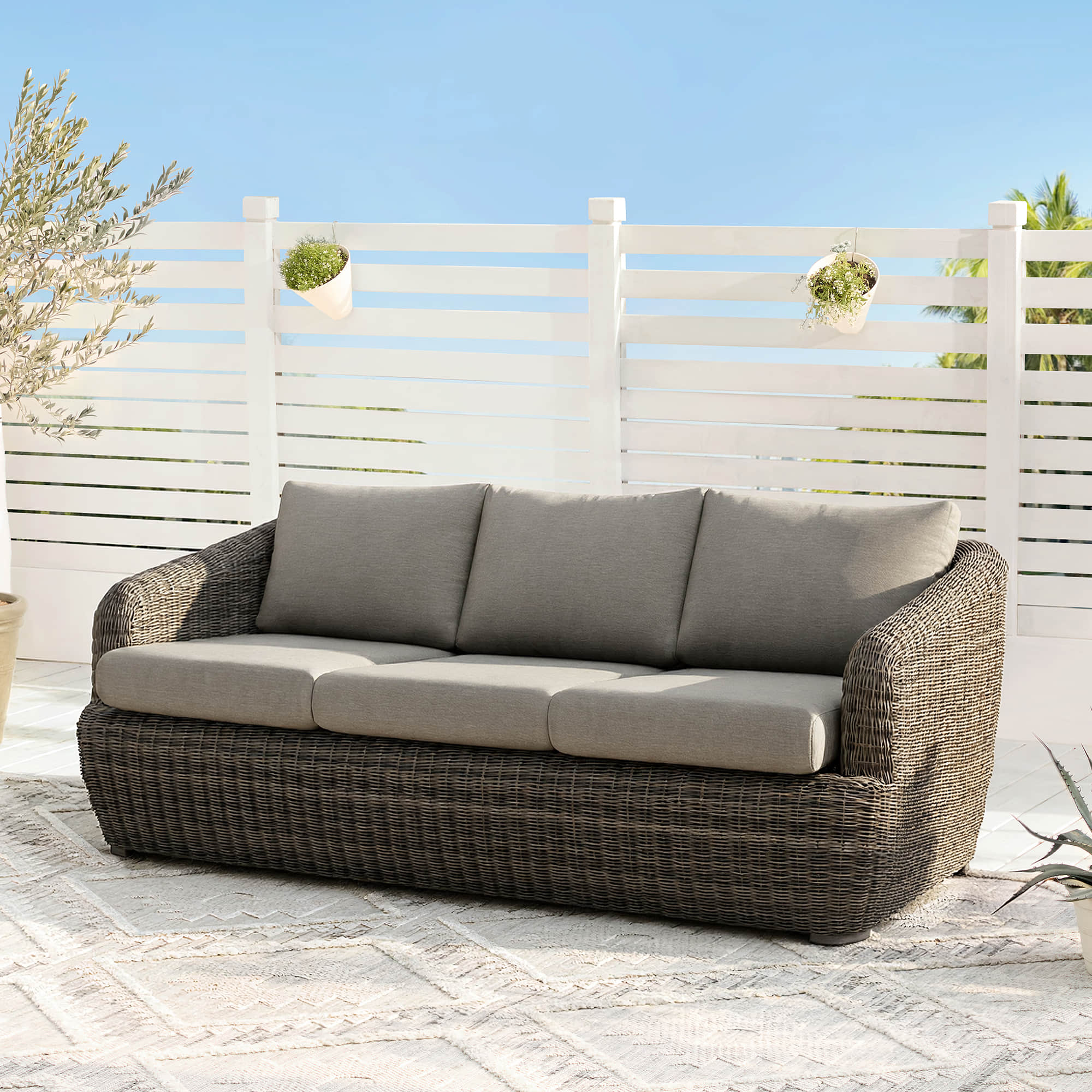 Liana Wicker Outdoor  5 Seats Sofa Set - Image 30